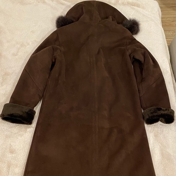MANTEAUX Long Collar Hood Brown Coat - Picture 6 of 11
